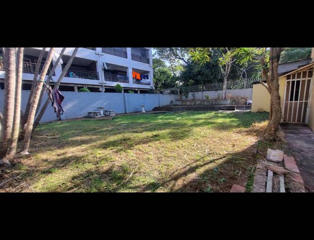 2 BEDROOM APARTMENT TO LET IN GLENWOOD
